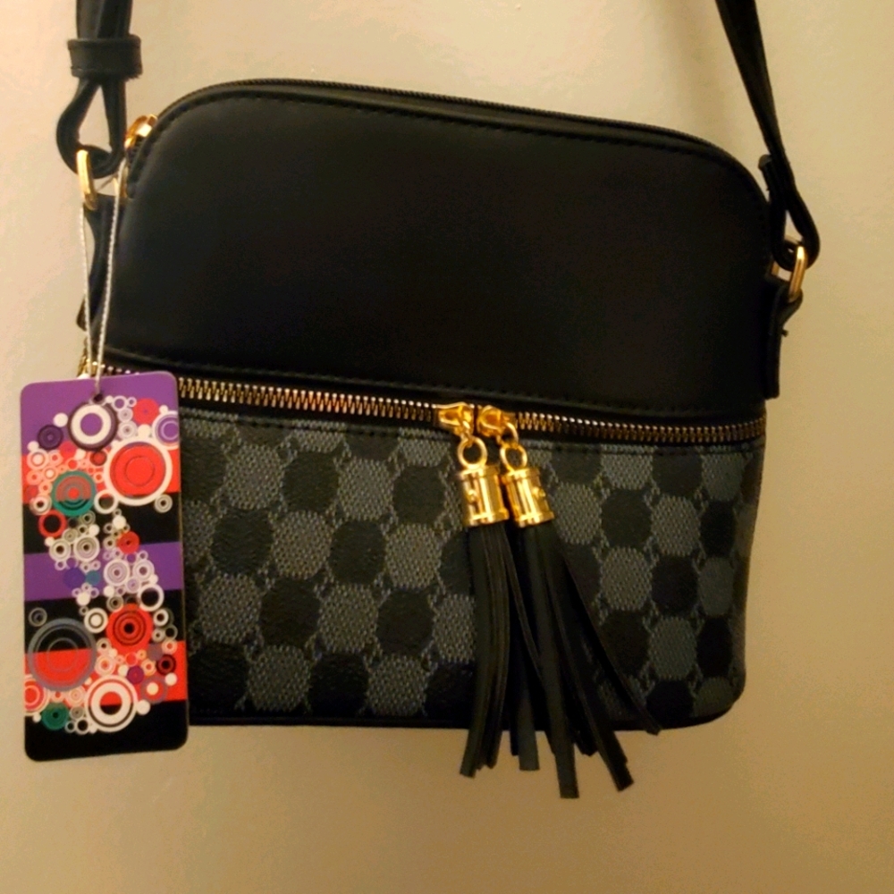 Crossbody purse